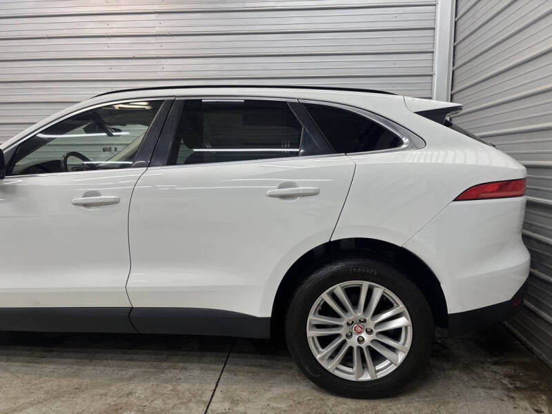 2019 Jaguar F-PACE 25t Prestige