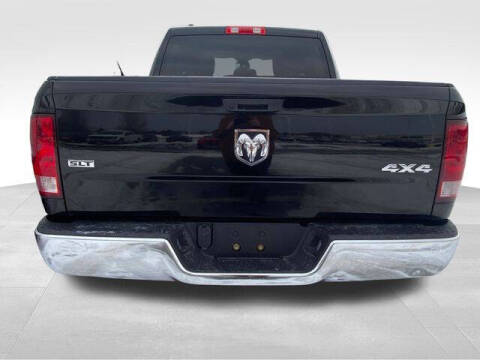 2022 RAM 1500 Classic SLT