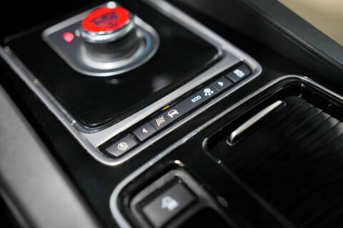 2020 Jaguar F-PACE 25t Premium