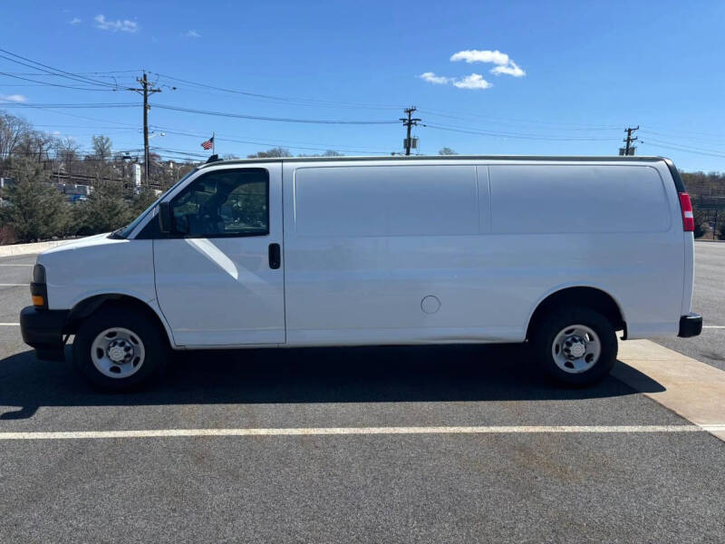 2019 Chevrolet Express 2500