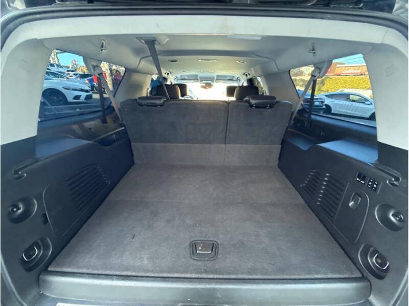 2016 Chevrolet Suburban LT