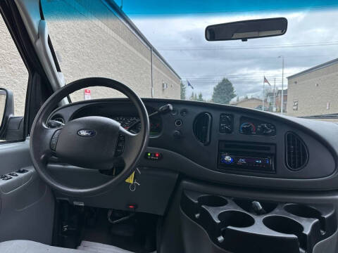 2008 Ford E-Series E-150 XLT