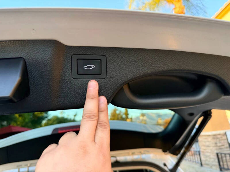 2017 Hyundai Santa Fe Sport 2.0T Ultimate