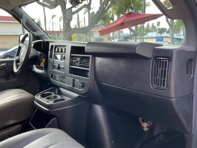 2020 Chevrolet Express 2500