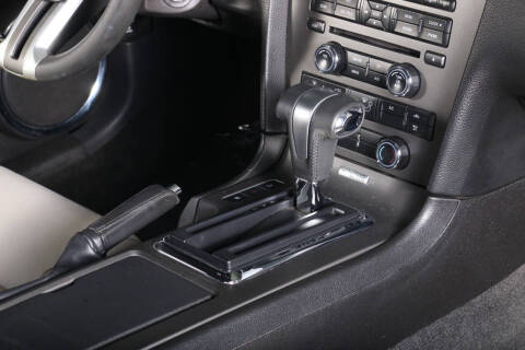 2012 Ford Mustang V6 Premium