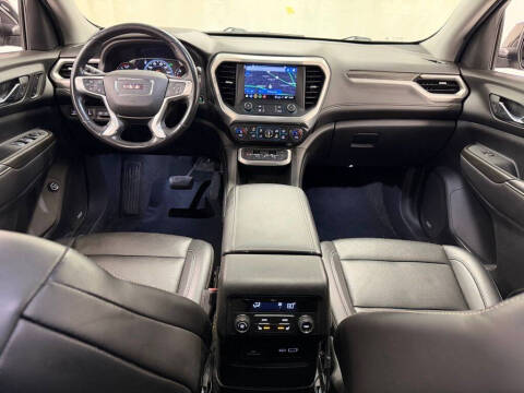 2022 GMC Acadia SLT