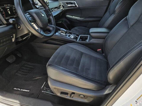 2023 Mitsubishi Outlander