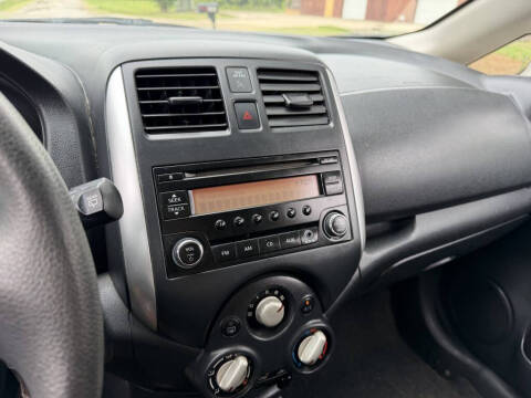 2014 Nissan Versa Note SV