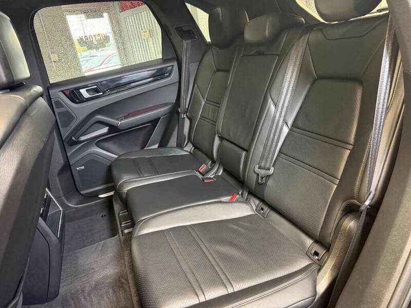 2020 Porsche Cayenne