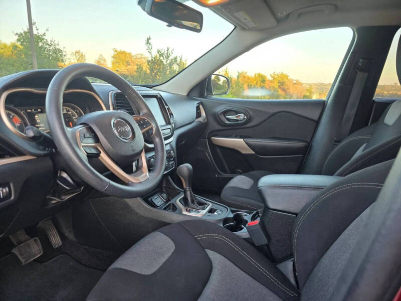 2018 Jeep Cherokee Latitude