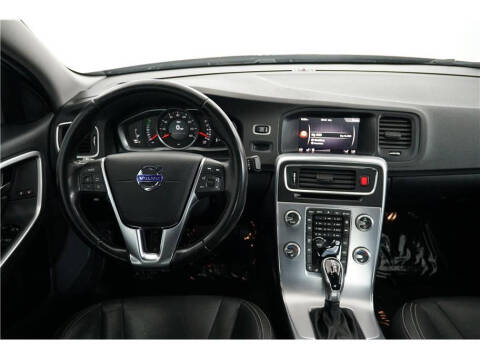 2018 Volvo S60 T5 Dynamic