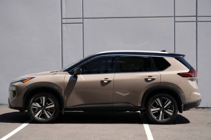 2024 Nissan Rogue SL