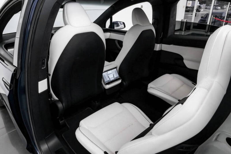 2023 Tesla Model X Plaid