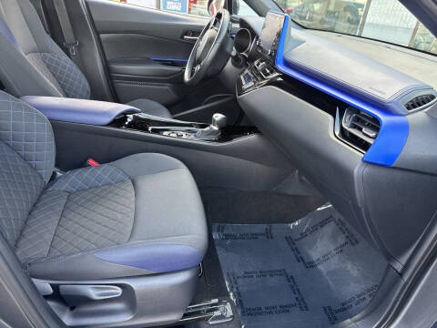 2021 Toyota C-HR XLE