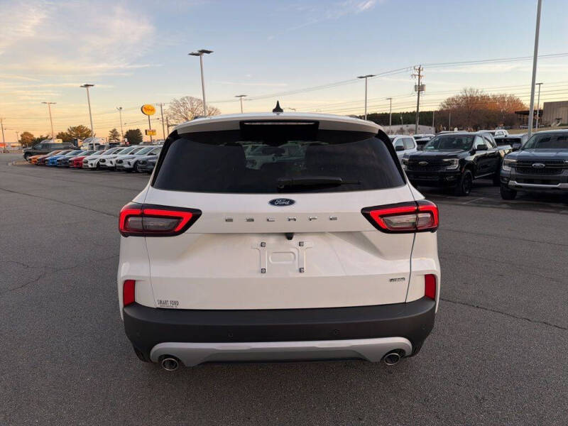2026 Ford Escape Plug-In Hybrid PHEV