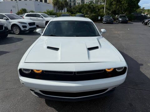 2019 Dodge Challenger SXT