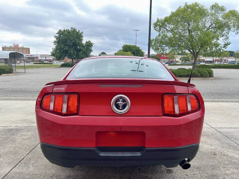 2010 Ford Mustang V6 Premium