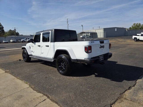 2023 Jeep Gladiator Sport S