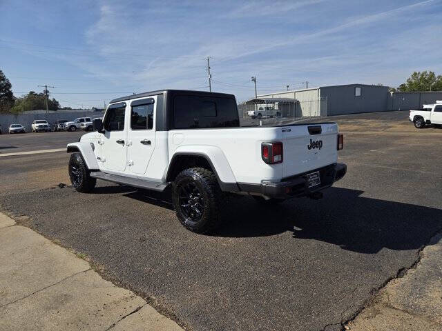 2023 Jeep Gladiator Sport S