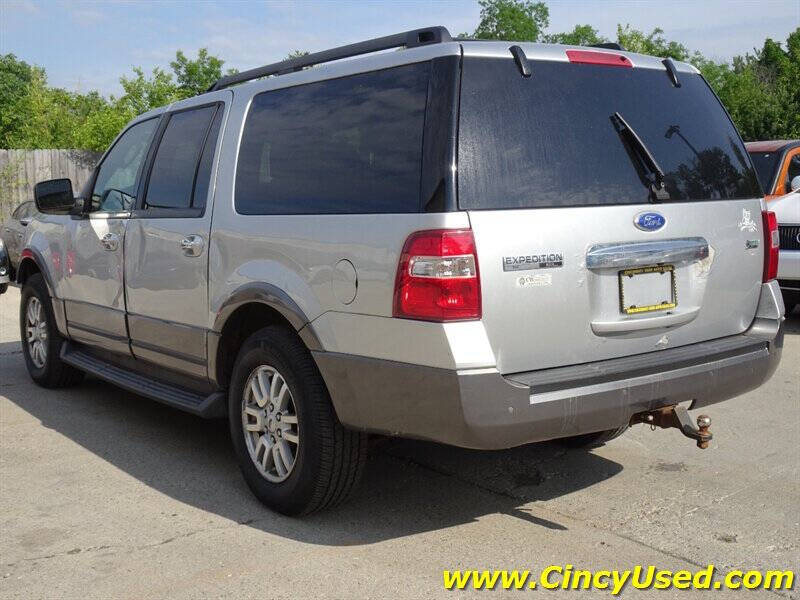 2011 Ford Expedition EL XLT