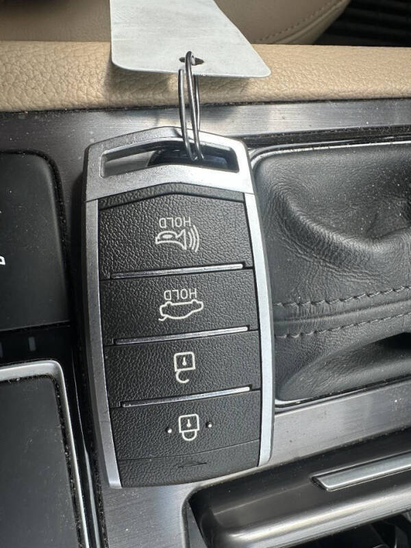2017 Genesis G80 3.8