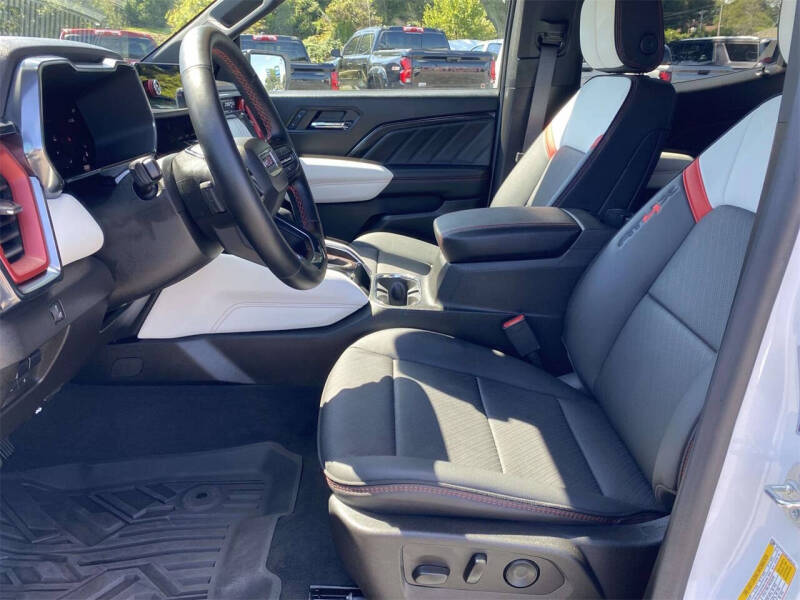 2024 GMC Canyon AT4X