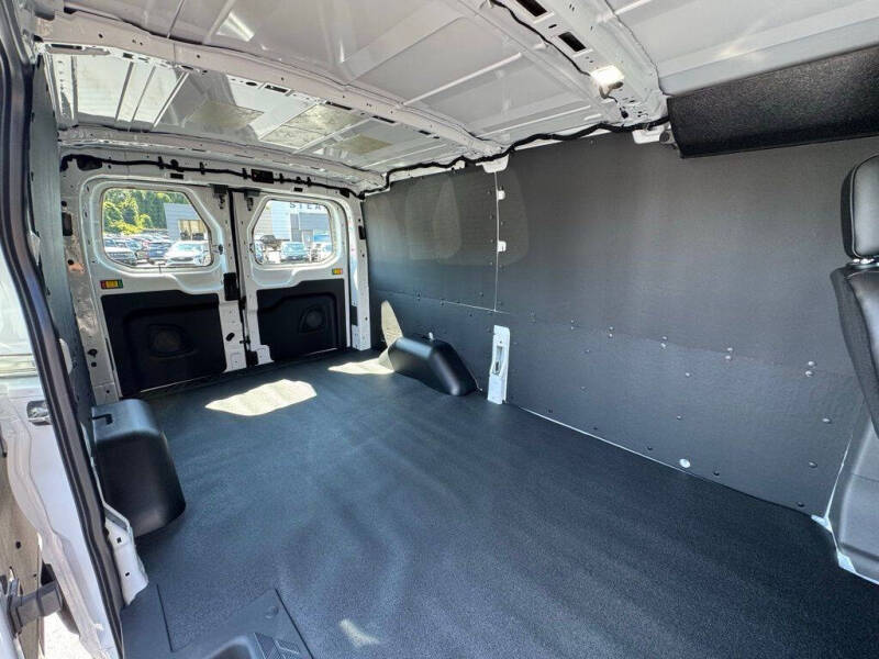 2025 Ford Transit