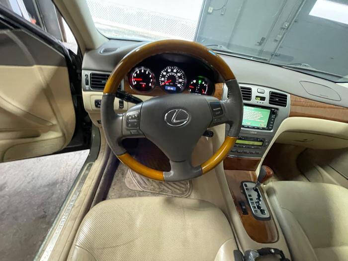 2005 Lexus ES 330
