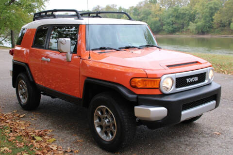 2013 Toyota FJ Cruiser for sale at Auto House Superstore in Terre Haute IN