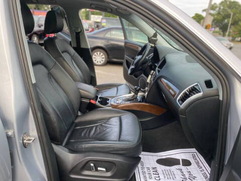 2016 Audi Q5 2.0T quattro Premium Plus