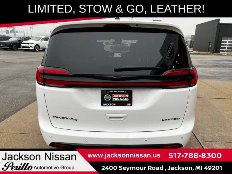 2025 Chrysler Pacifica Limited