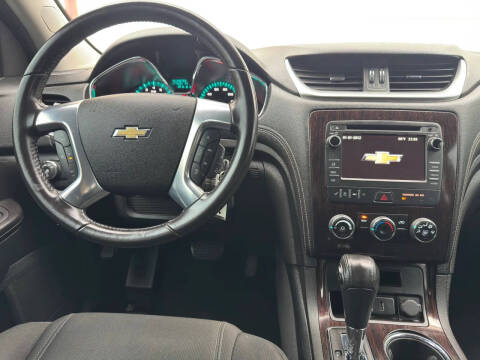 2017 Chevrolet Traverse LT