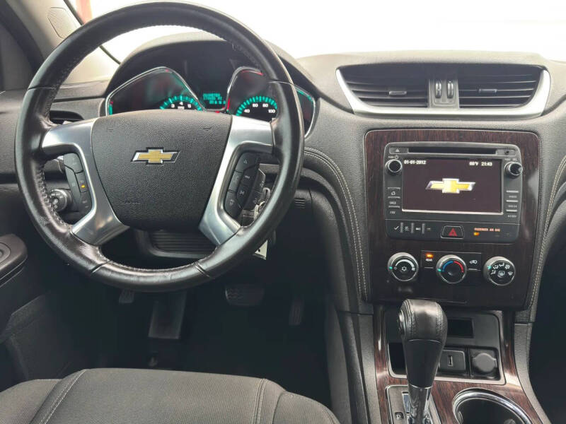 2017 Chevrolet Traverse LT