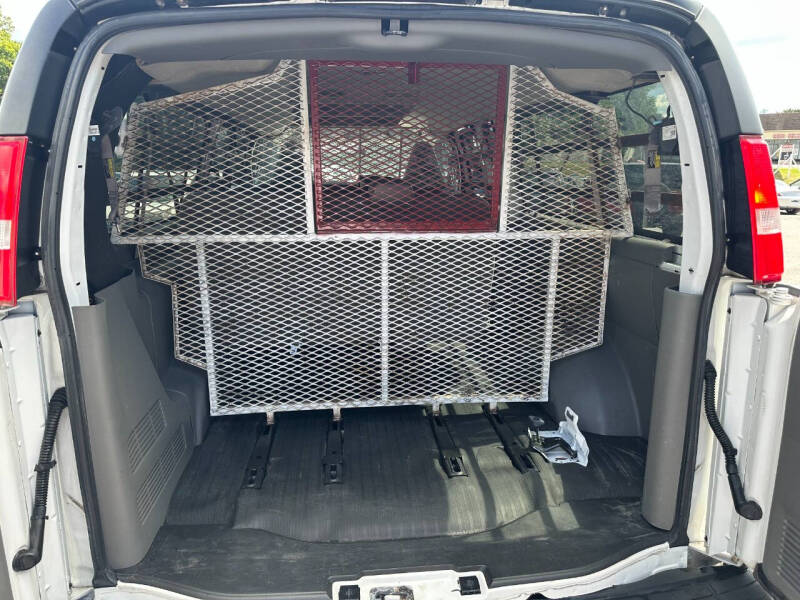 2021 Chevrolet Express LS 3500