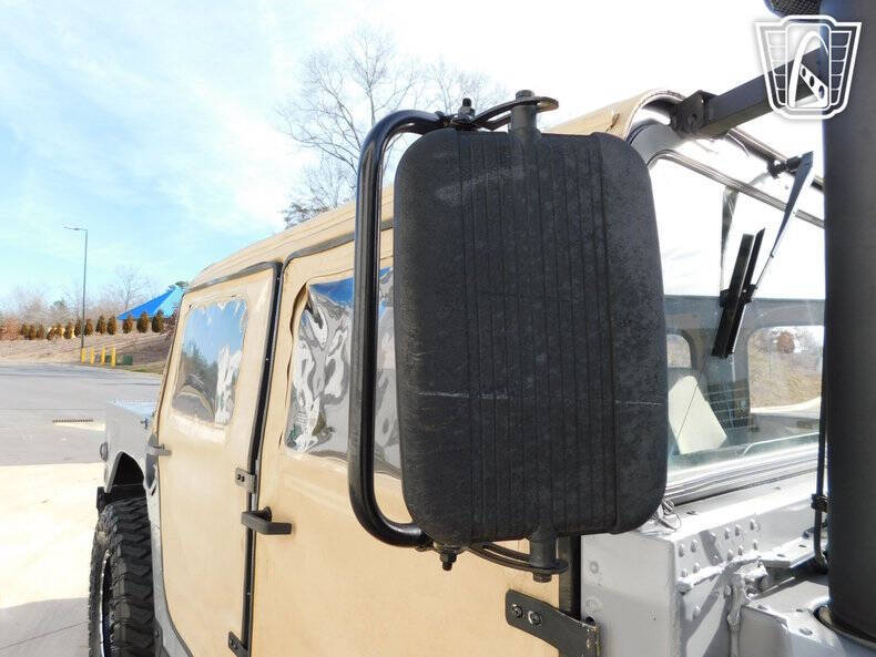 1999 AM General Hummer