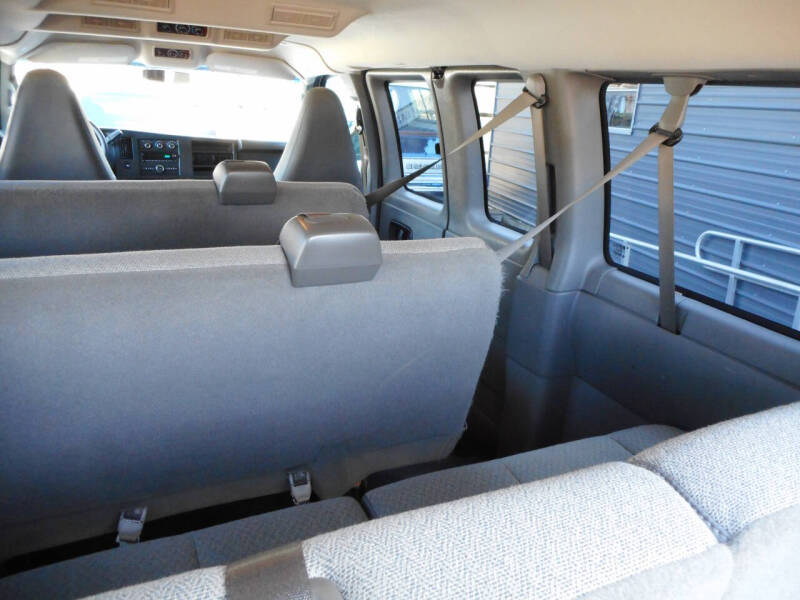 2017 Chevrolet Express LT 3500