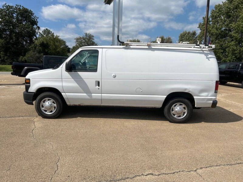 2010 Ford E-Series E-250