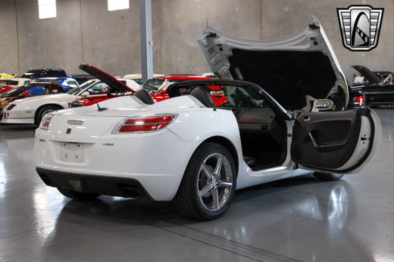 2008 Saturn SKY Red Line