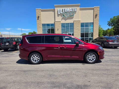 2020 Chrysler Voyager LX