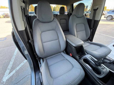 2022 GMC Canyon Elevation Standard