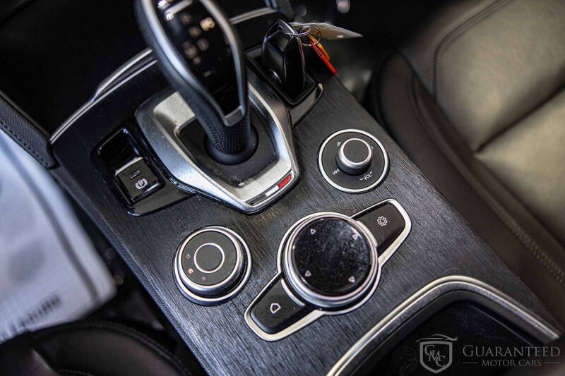 2022 Alfa Romeo Stelvio Sprint