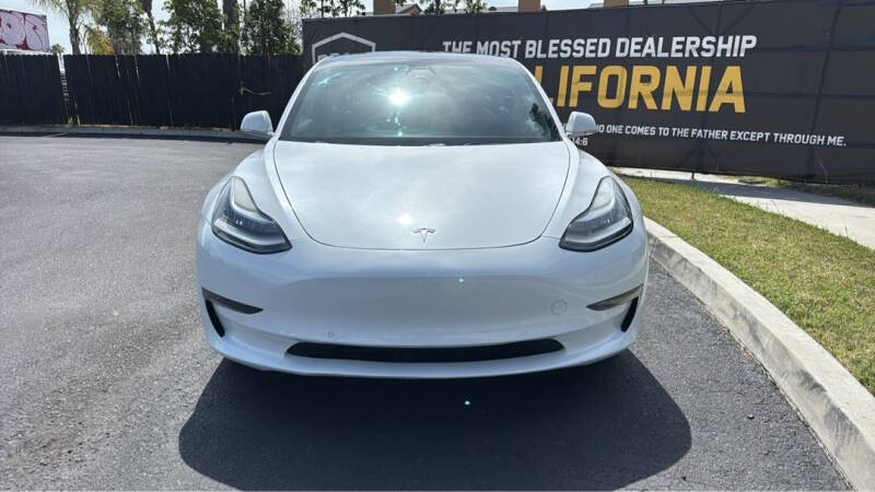 White 2019 Tesla Model 3 Standard Range Standard Range 4dr Fastback 2