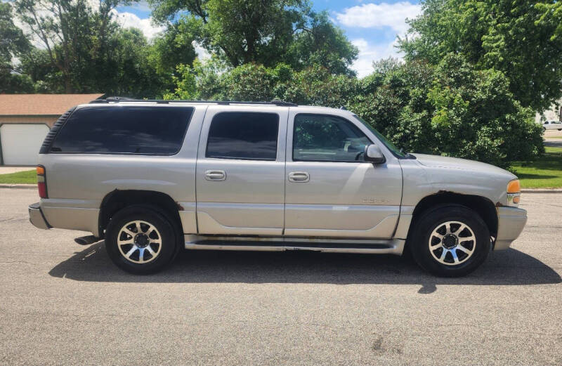 2004 GMC Yukon XL Denali