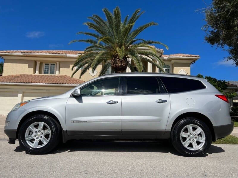 2009 Chevrolet Traverse for sale at B2 AUTO SALES in Pompano Beach, FL