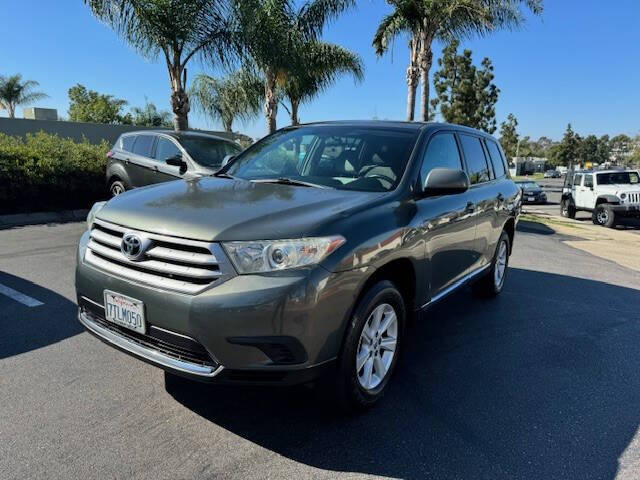 2013 Toyota Highlander for sale at RGM Auto Sales in San Diego, CA