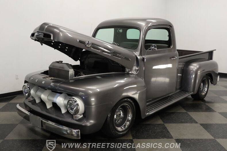 1952 Ford F-100