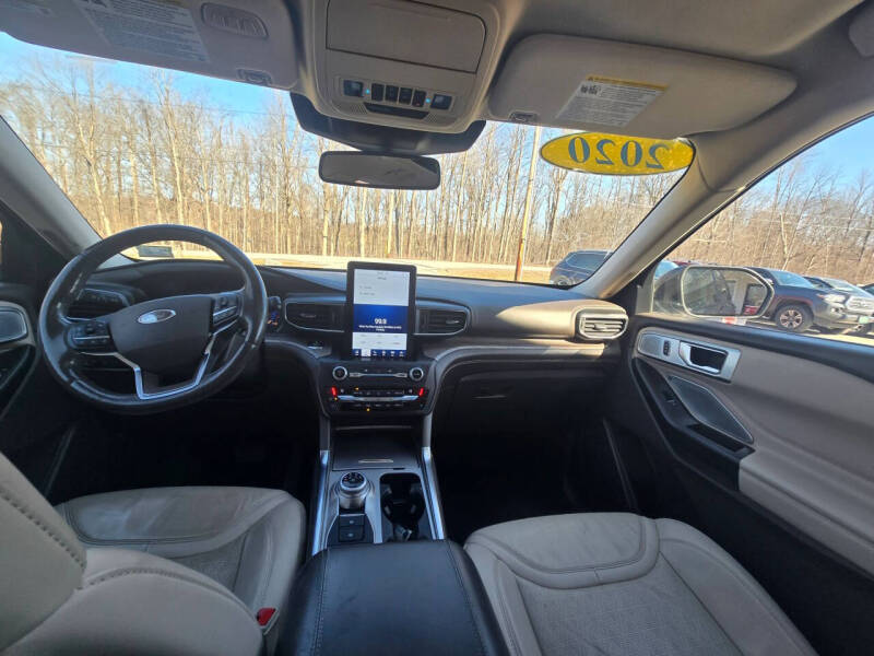 2020 Ford Explorer Platinum