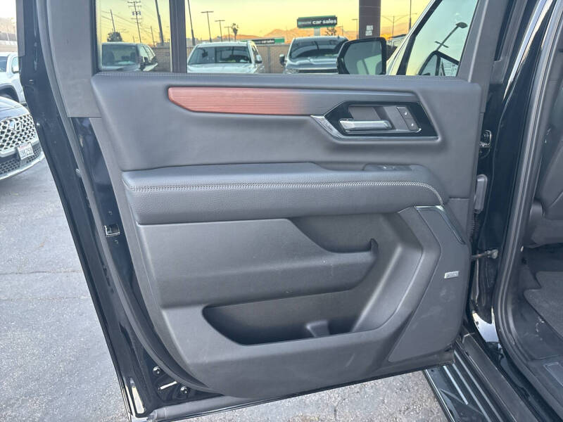 2025 GMC Yukon XL Denali