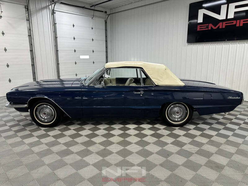 1966 Ford Thunderbird