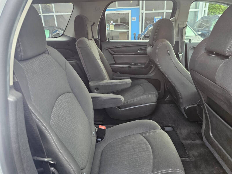 2016 GMC Acadia SLE-2